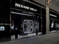 理查德米勒表出現(xiàn)劃痕如何解決(輕松搞定，告別煩惱的小技巧)