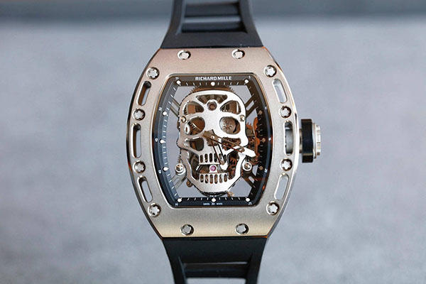 理查德米勒表針變色應(yīng)該咋解決（高級手表保養(yǎng)指南）（圖）